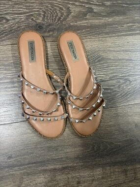 Steve Madden Tan Pyramid Stud Slide Sandals
